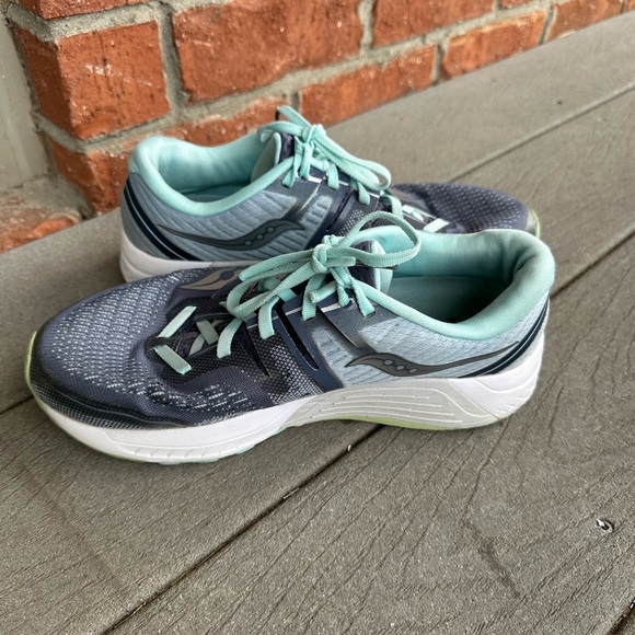 EUC Saucony running shoes - Picture 3 of 8